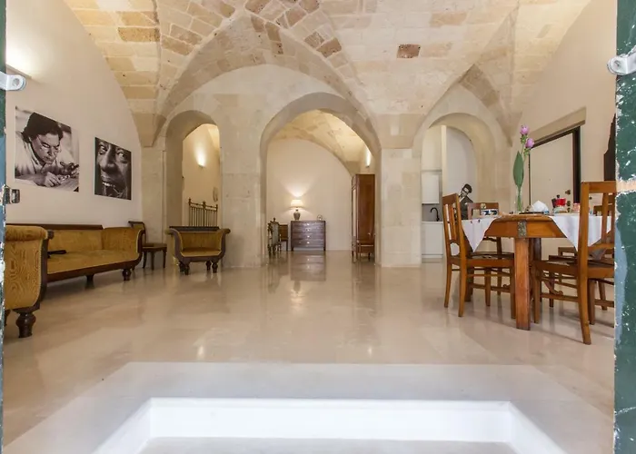 Basseo33 Feriehus Lecce