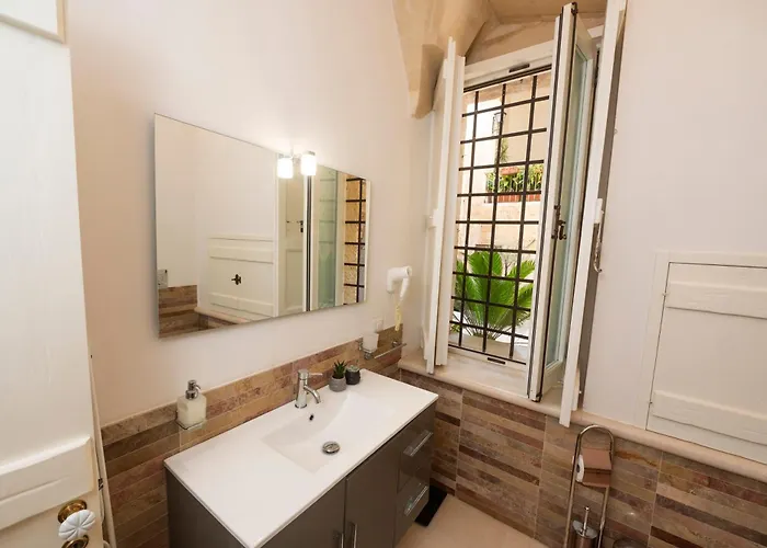 בית נופש Basseo33 לצ'ה